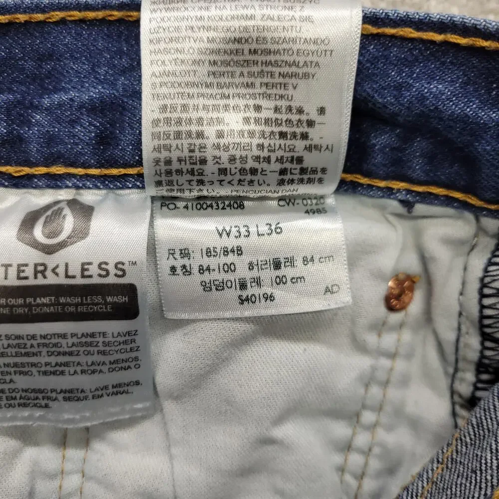 Levis step into